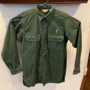 Cabela’s Vintage Men’s button down Heavy Cotton